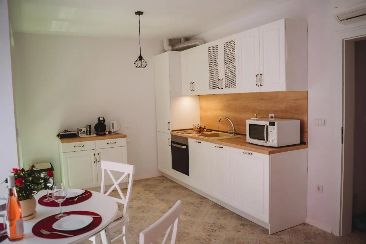 Апартаменты Andreya'S Sea Apartment-Beach, Sea Garden ,Old Town, Free Parking, Free Evcharging Station Варна